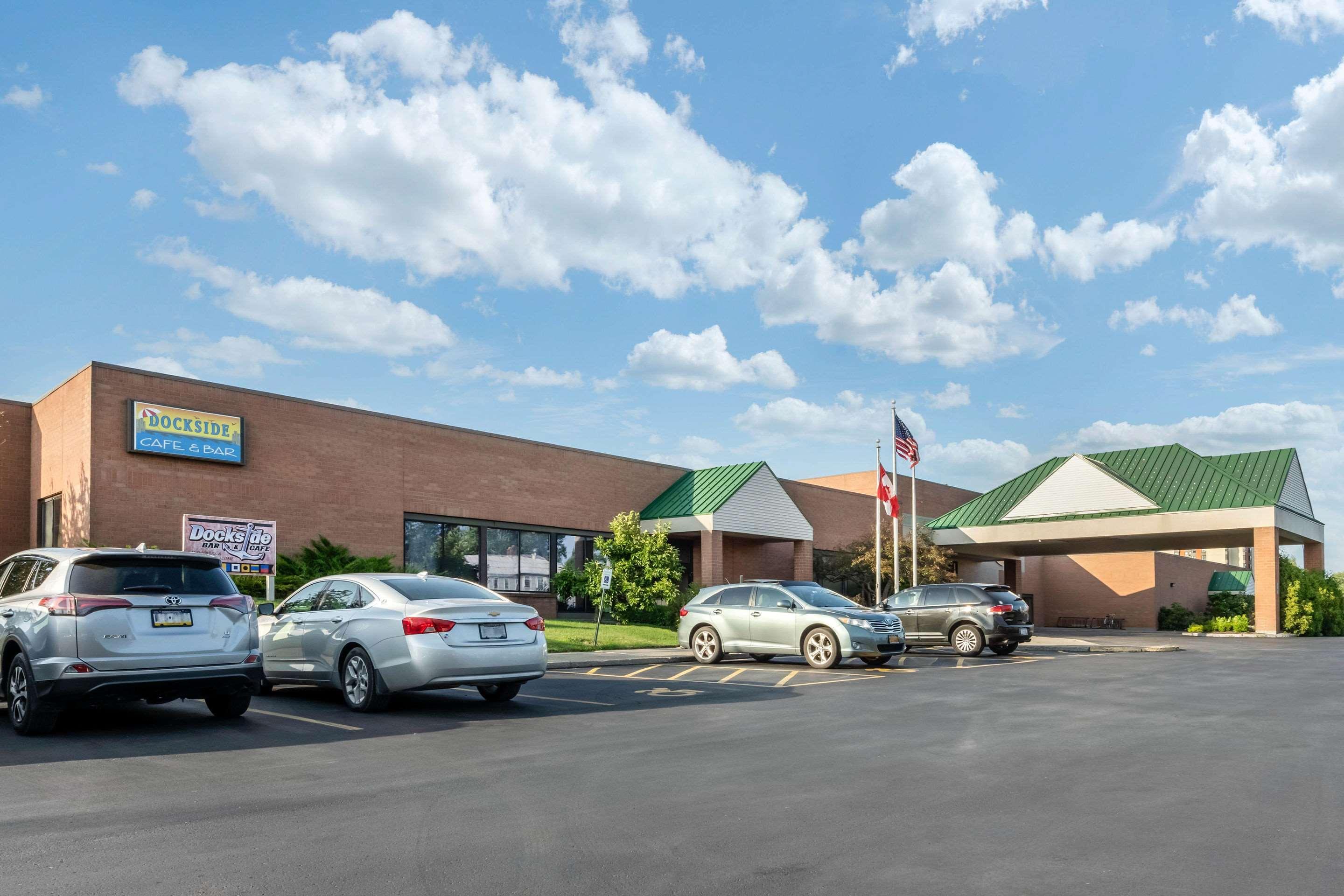 Clarion Hotel Conference Center On Lake Erie Dunkirk Exterior photo