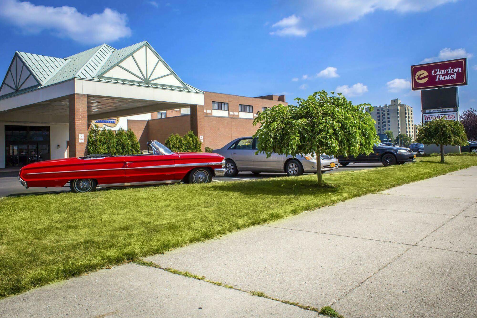 Clarion Hotel Conference Center On Lake Erie Dunkirk Exterior photo